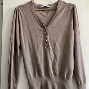 Zara beige sweater top
